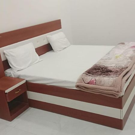 Rudra Prabha Guest House Ayodhya Экстерьер фото