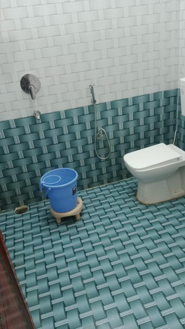 Rudra Prabha Guest House Ayodhya Экстерьер фото